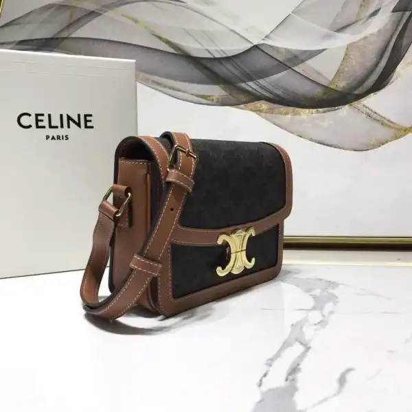 AAA Replica Ru CELIN* TEEN TRIOMPHE BAG 0130