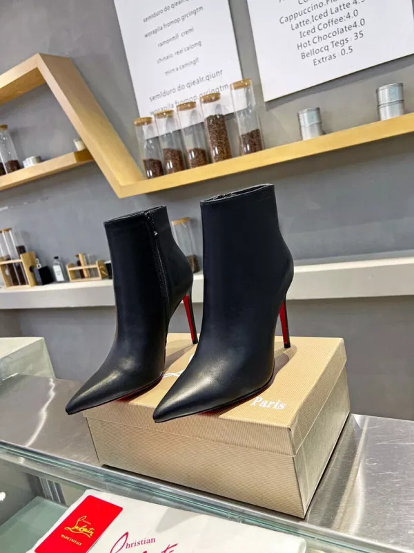 AAA Replica Ru LOUBOUTIN BOOTS 0121