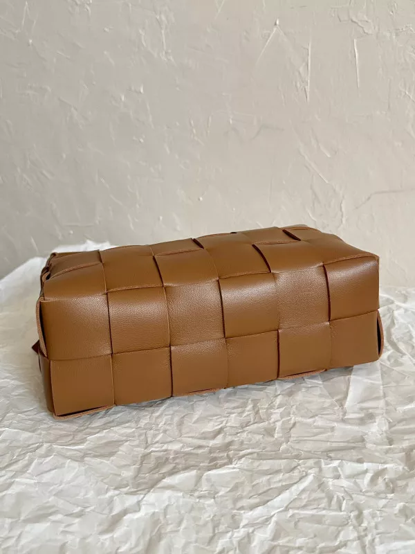 AAA Replica Ru BOTTEGA VENETA BRICK CASSETTE 0119