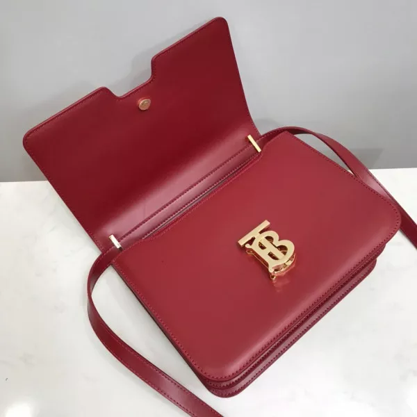 AAA Replica Ru BURBERRY Medium TB Bag 0117