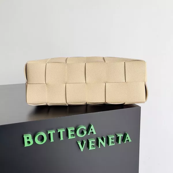 AAA Replica Ru BOTTEGA VENETA BRICK CASSETTE 0119