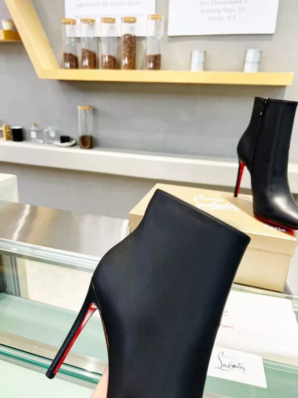 AAA Replica Ru LOUBOUTIN BOOTS 0121