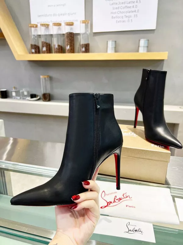 AAA Replica Ru LOUBOUTIN BOOTS 0121