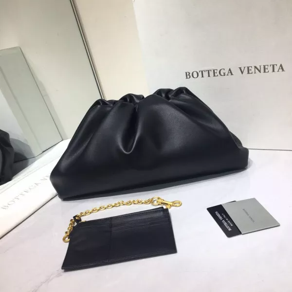 AAA Pruses Bags BOTTEGA VENETA THE POUCH 0119