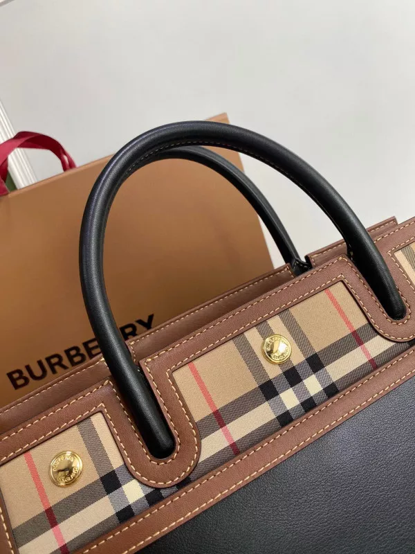 AAA Replica Ru BURBERRY Small Vintage Check Two-handle Title Bag 0117