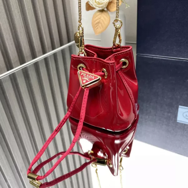 AAA Replica Ru PRADA  Shearling Bucket Bag-9-9-6cm 0120