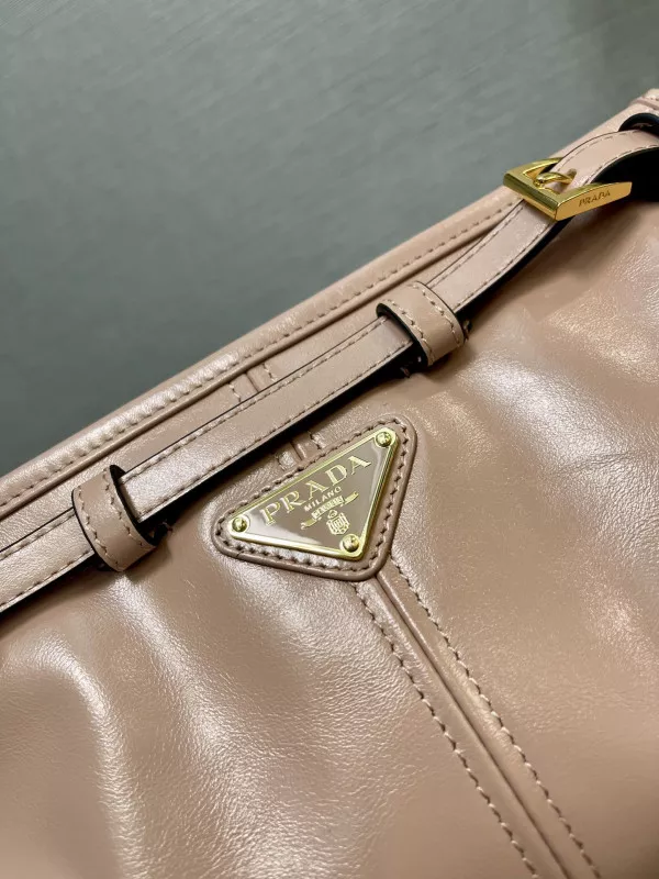 AAA Replica Ru Prada Small leather shoulder bag 0120