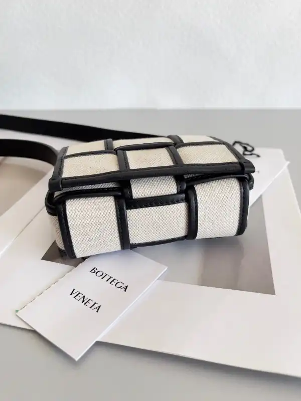 AAA Replica Ru BOTTEGA VENETA Candy mini Cassette-12*8*4cm 0126