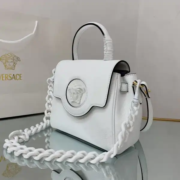 AAA Replica Ru VERSACE LA MEDUSA SMALL HANDBAG 0123