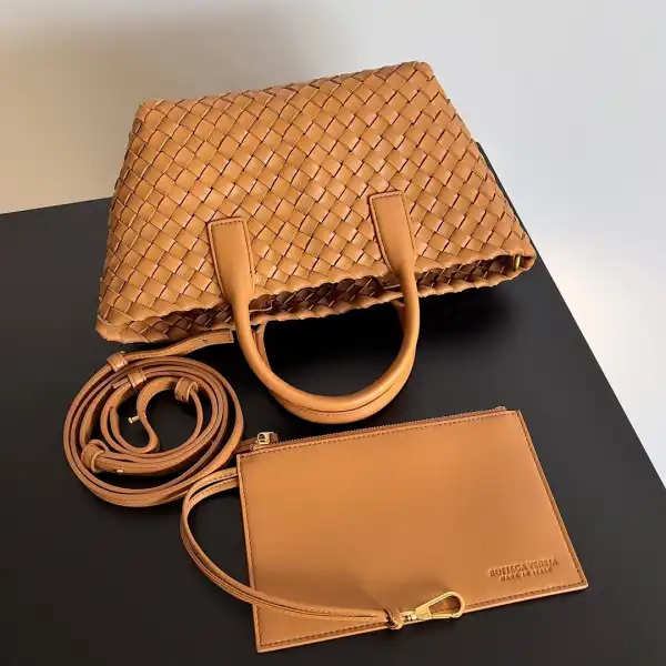 AAA Replica Ru BOTTEGA VENETA MINI CABAT 0206