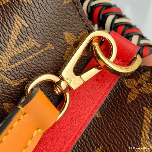 AAA Replica Ru LOUIS MONTAIGNE VUITTON MM 0220