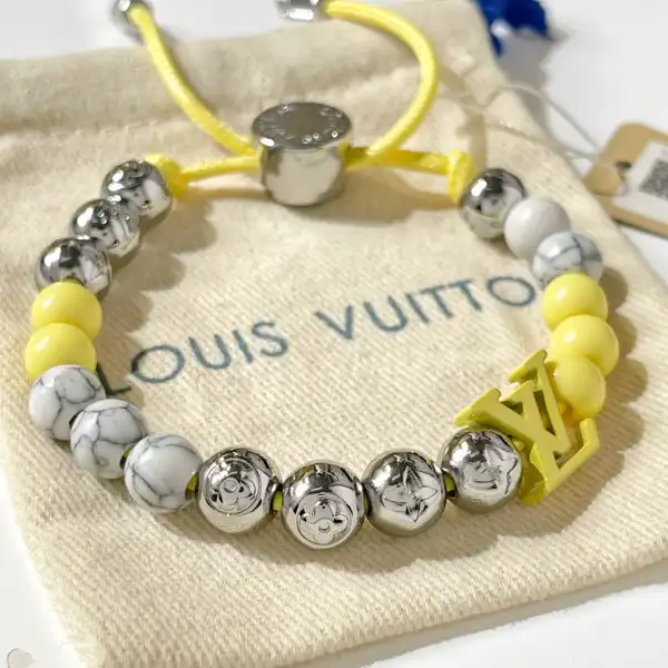 AAA Pruses Bags LOUIS VUITTON BRACELET 0201