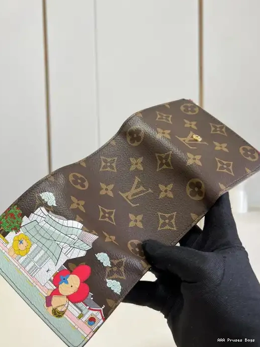 AAA Replica Ru Vuitton Louis Wallet VICTORINE 0216