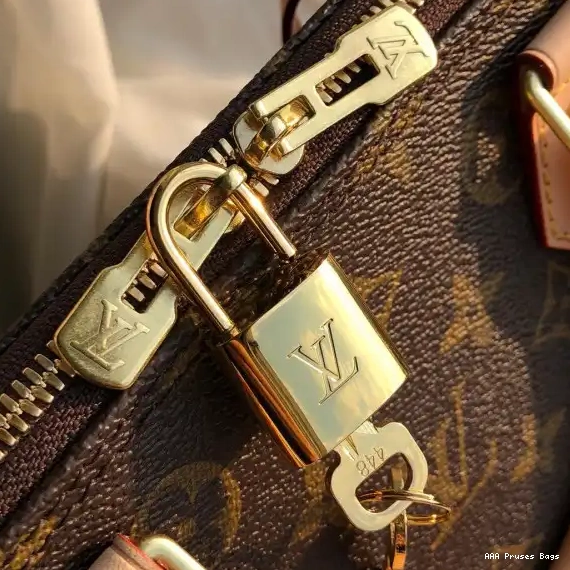 AAA Replica Ru Louis Vuitton ALMA PM 0212