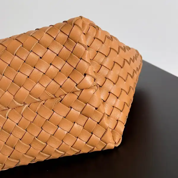 AAA Replica Ru BOTTEGA VENETA MINI CABAT 0206