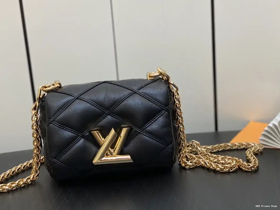 AAA Replica Ru Pico LOUIS VUITTON GO-14-15*10*6.5cm 0221