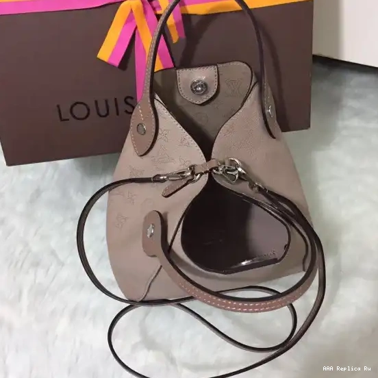 AAA Replica Ru LOUIS HINA PM VUITTON 0223