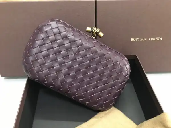 AAA Pruses Bags BOTTEGA VENETA CHAIN KNOT 0206