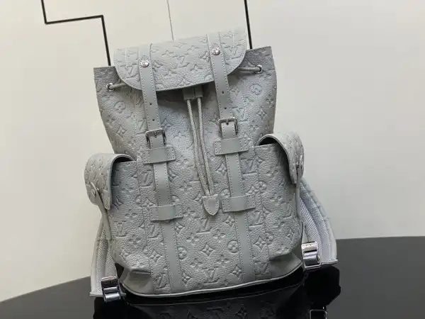 AAA Replica Ru LOUIS VUITTON CHRISTOPHER PM 0205