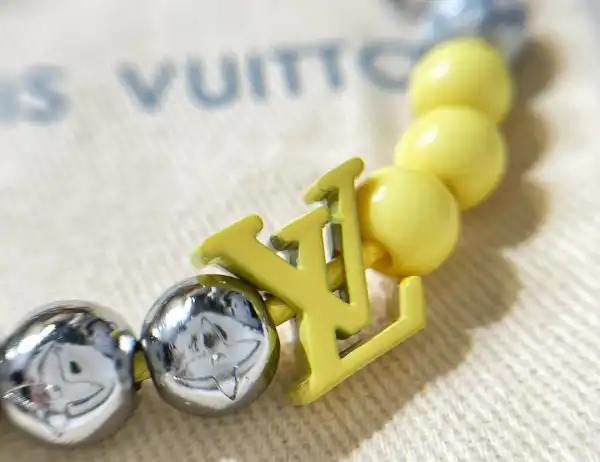 AAA Pruses Bags LOUIS VUITTON BRACELET 0201