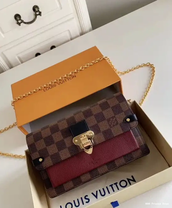 AAA Replica Ru WALLET VAVIN LOUIS CHAIN VUITTON 0222