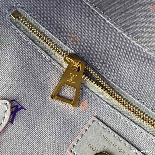 AAA Pruses Bags LOUIS MM VUITTON ONTHEGO 0222