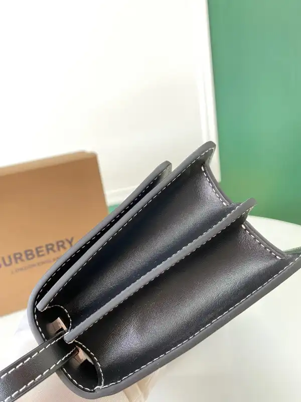 AAA Pruses Bags BURBERRY SMALL TB BAG 0205