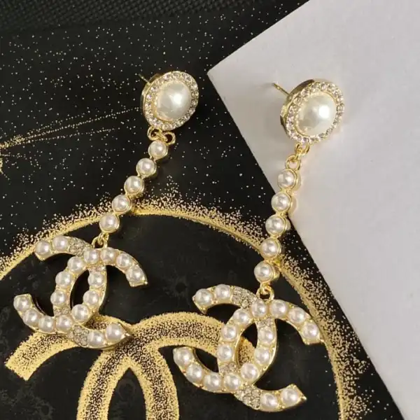 AAA Replica Ru CL EARRINGS 0201