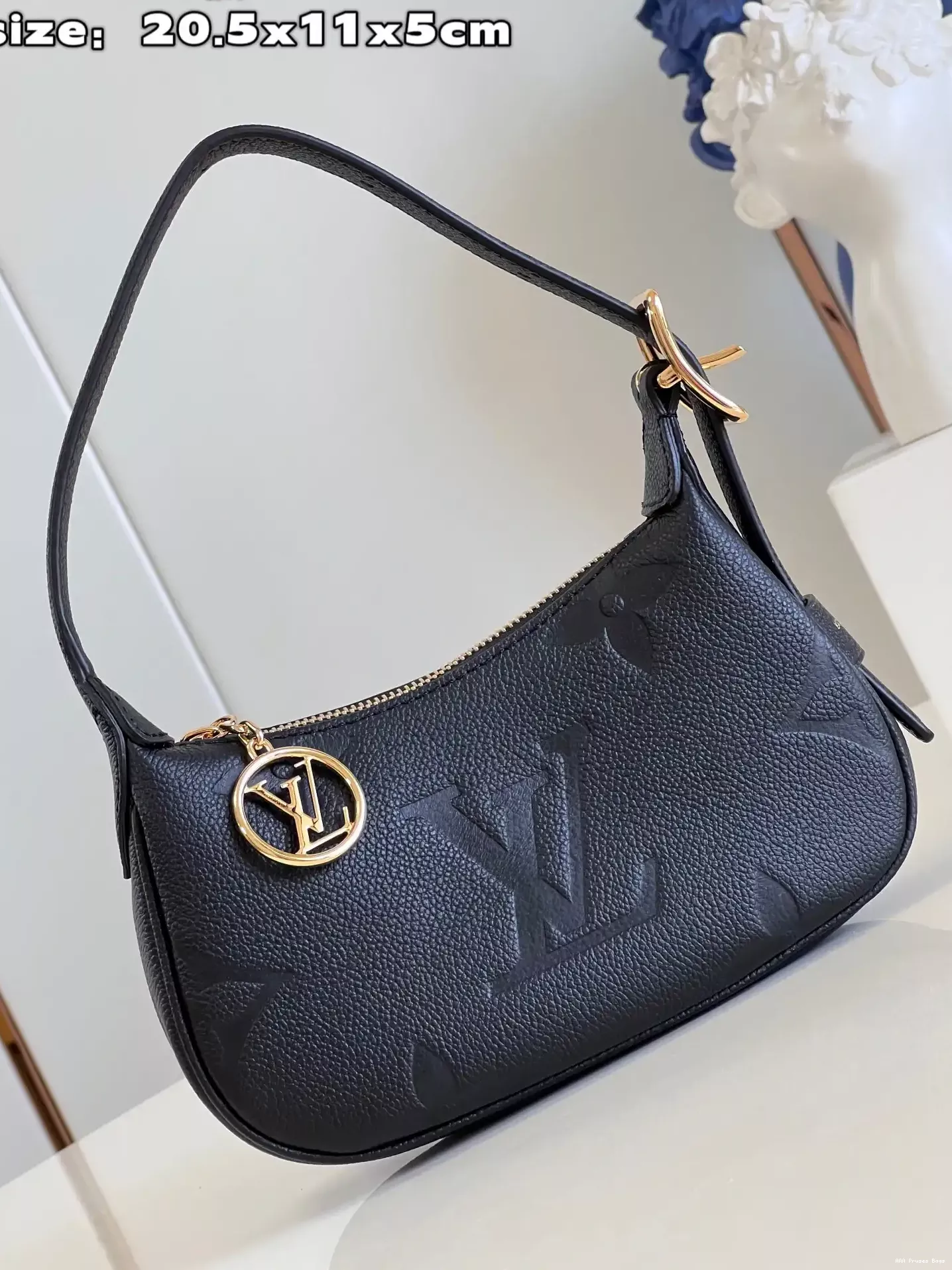 AAA Replica Ru VUITTON Mini LOUIS Moon 0207