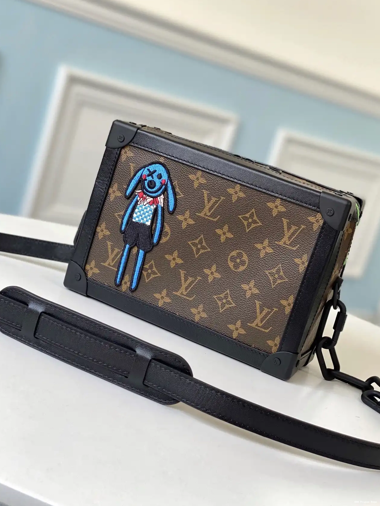 AAA Replica Ru VUITTON LOUIS SOFT TRUNK 0210