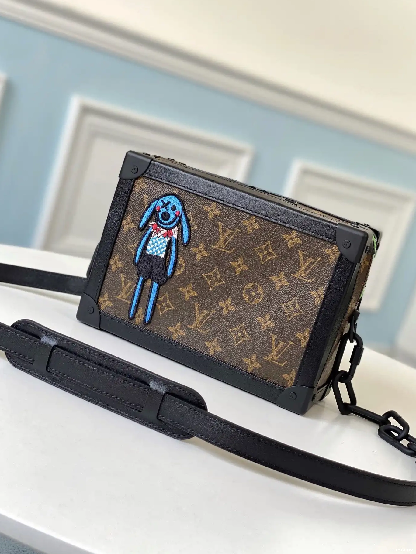 AAA Replica Ru VUITTON LOUIS SOFT TRUNK 0210