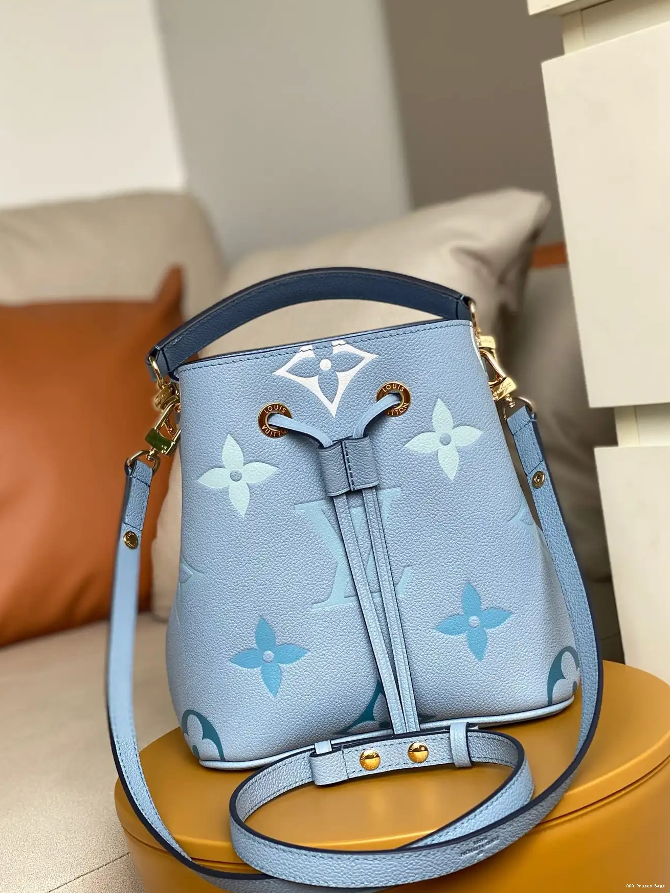 AAA Pruses Bags VUITTON LOUIS NÉONOÉ BB 0210