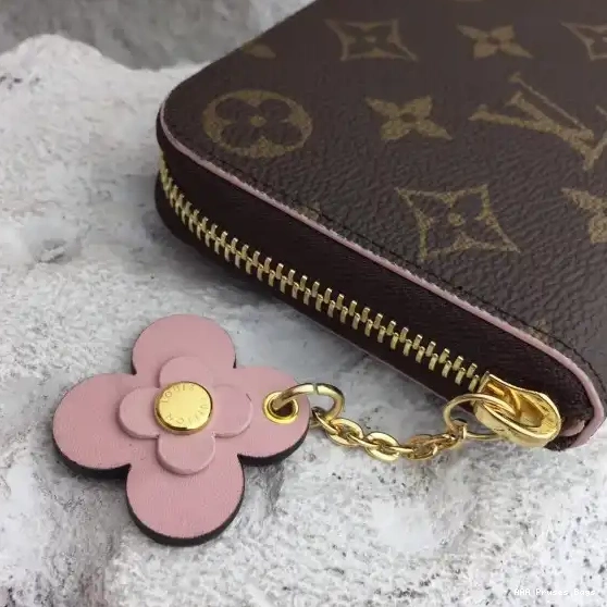 AAA Replica Ru Louis Wallet Vuitton 0212