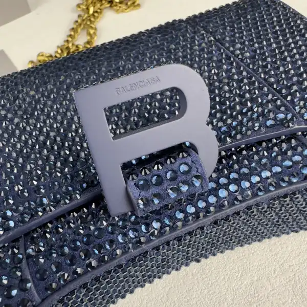 AAA Replica Ru BALENCIAGA HOURGLASS WALLET ON CHAIN 0203