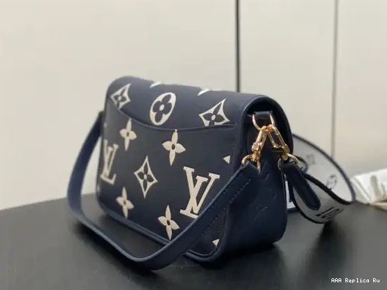 AAA Replica Ru Nano CM VUITTON Diane-24*15*9 LOUIS 0219