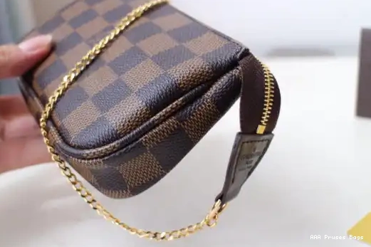 AAA Pruses Bags LOUIS POCHETTE VUITTON MINI ACCESSOIRES 0225