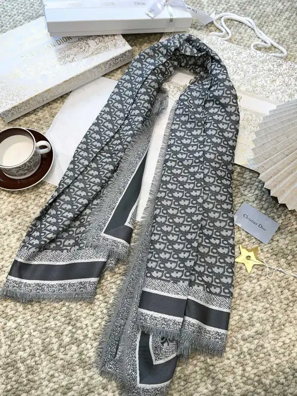 AAA Replica Ru DIRO SCARF 0201