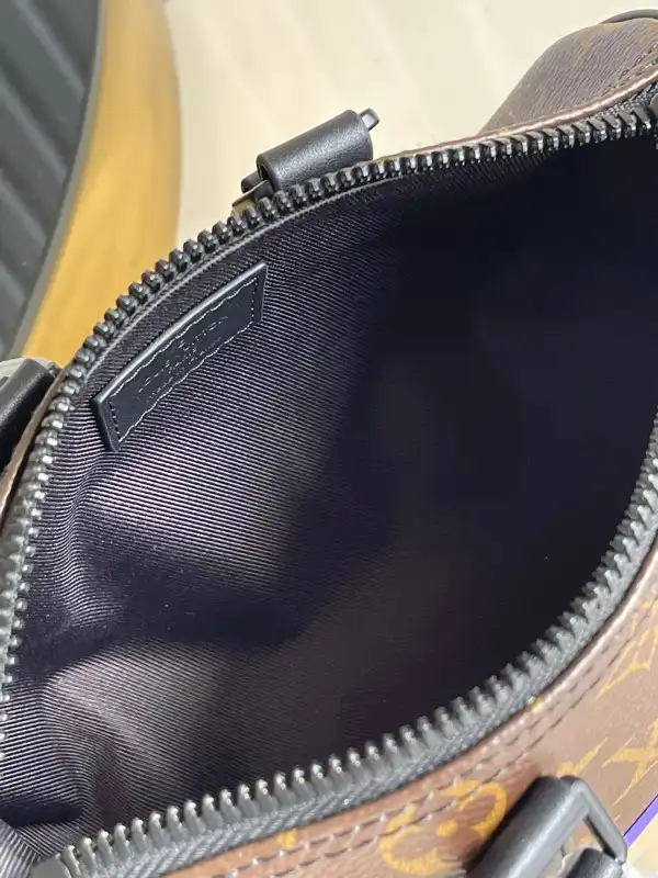 AAA Replica Ru LOUIS VUITTON KEEPALL XS 0205