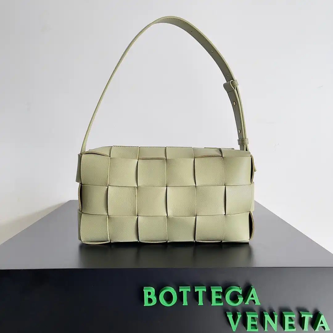 AAA Pruses Bags BOTTEGA VENETA BRICK CASSETTE 0206