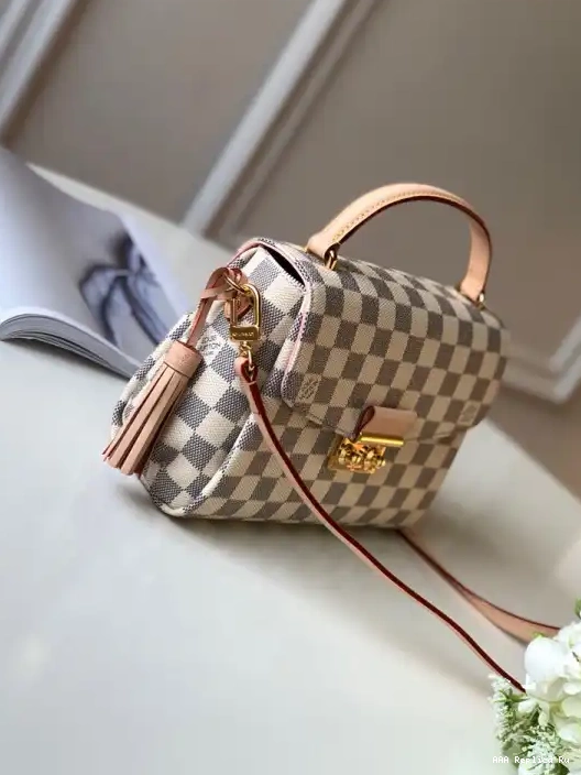 AAA Replica Ru Vuitton Louis CROISETTE 0226