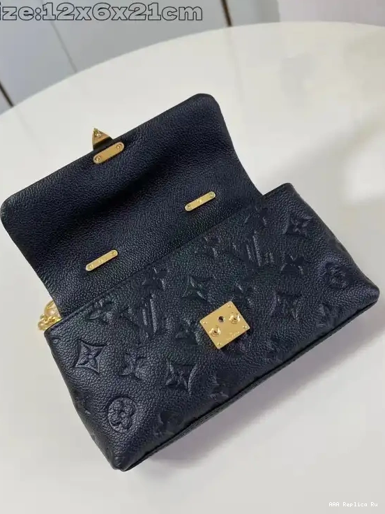 AAA Replica Ru Louis Madeleine Vuitton Nano 0305