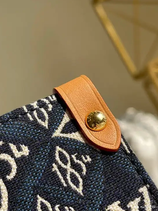 AAA Replica Ru VUITTON MM LOUIS ONTHEGO 0305