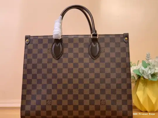 VUITTON MM-35*27*14cm ONTHEGO LOUIS 0305