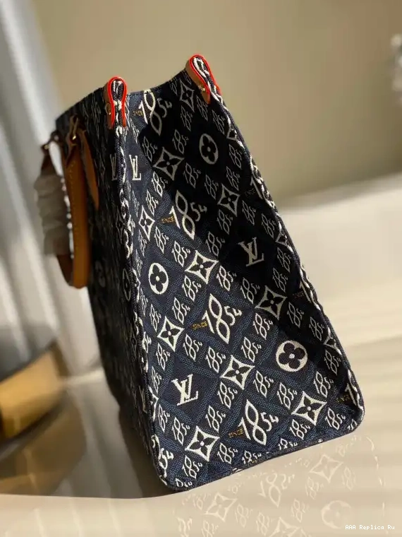 AAA Replica Ru VUITTON MM LOUIS ONTHEGO 0305